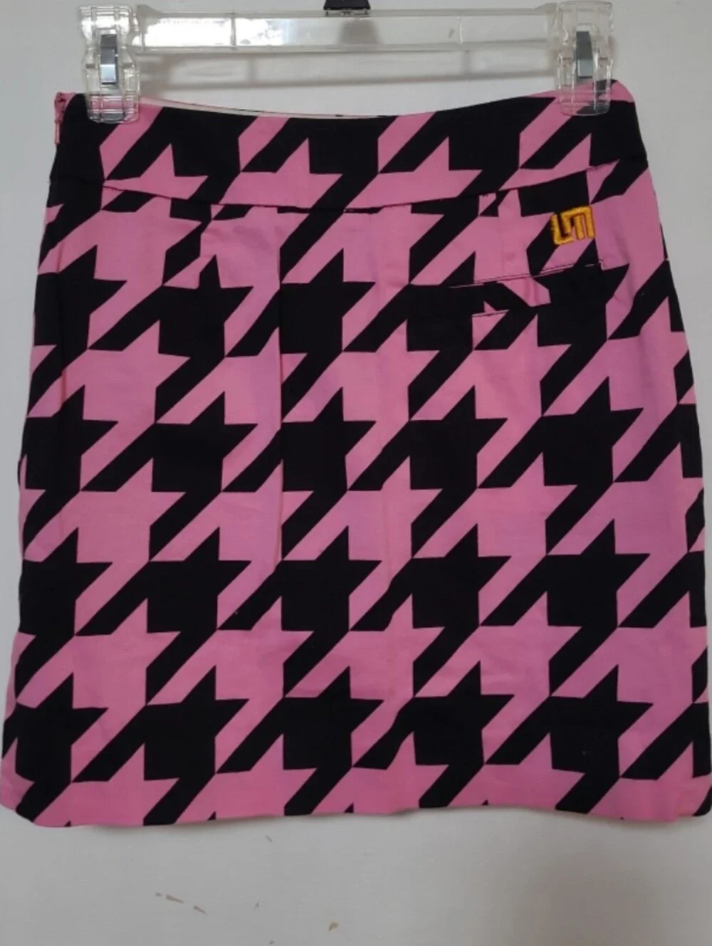 Loudmouth Pink & Black Houndstooth Golf Mini Skort 0 XS
